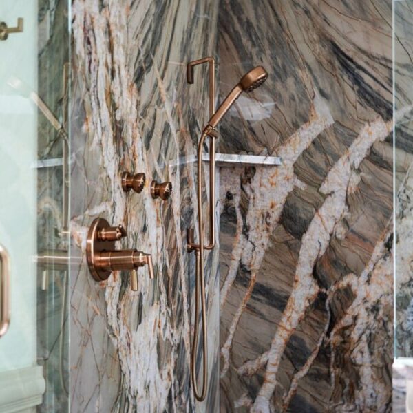 Shower / Tub surround